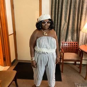 Meet your Posher, Michele